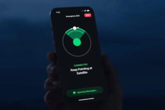 apple iphone satellite 1